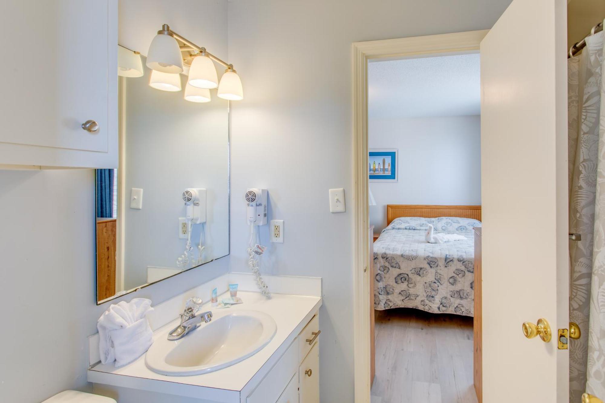 Sunny Windy Hill Beachfront Condo With Private Patio Myrtle Beach Eksteriør billede